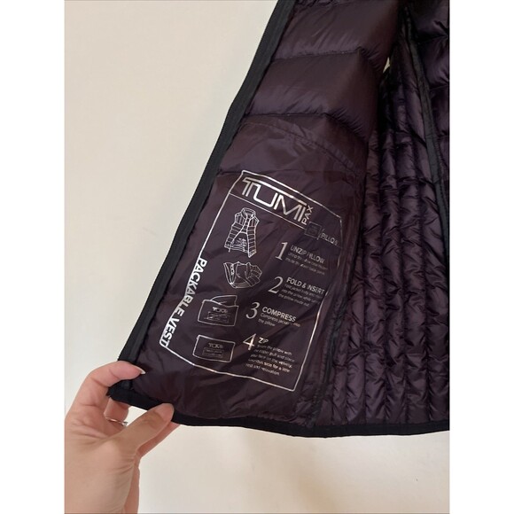 Vest - Picture 7 of 14